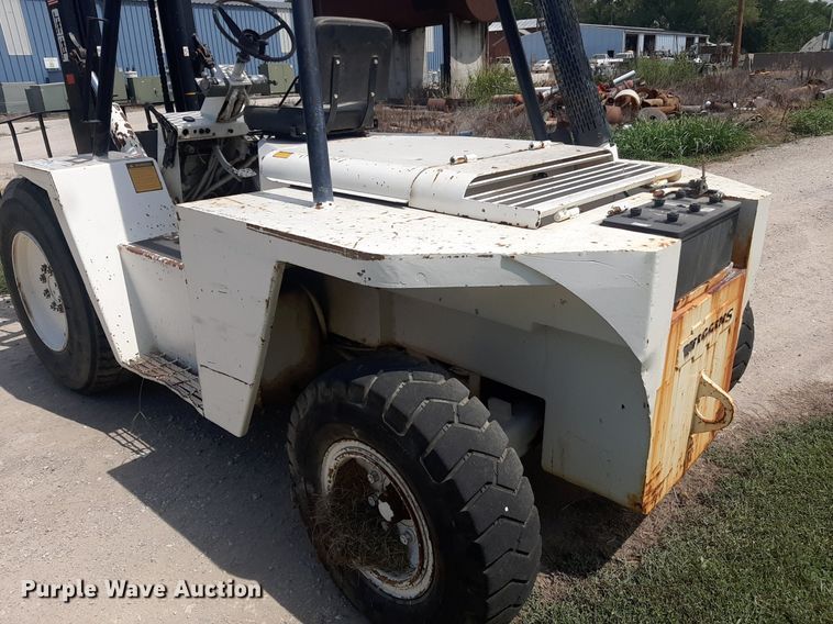 image for item DO3110 Wiggins WD84UV  forklift