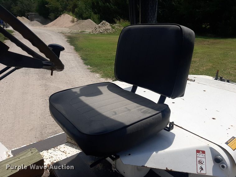 image for item DO3110 Wiggins WD84UV  forklift