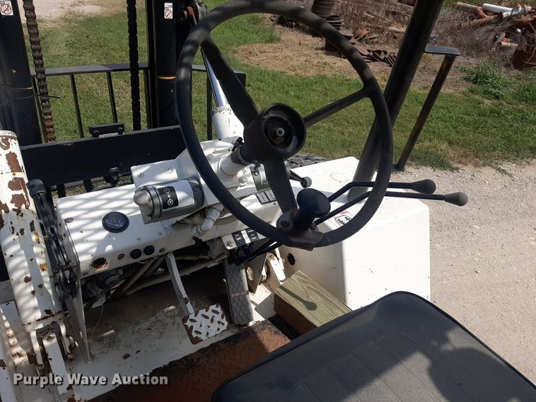 image for item DO3110 Wiggins WD84UV  forklift