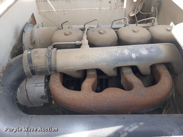 image for item DO3110 Wiggins WD84UV  forklift