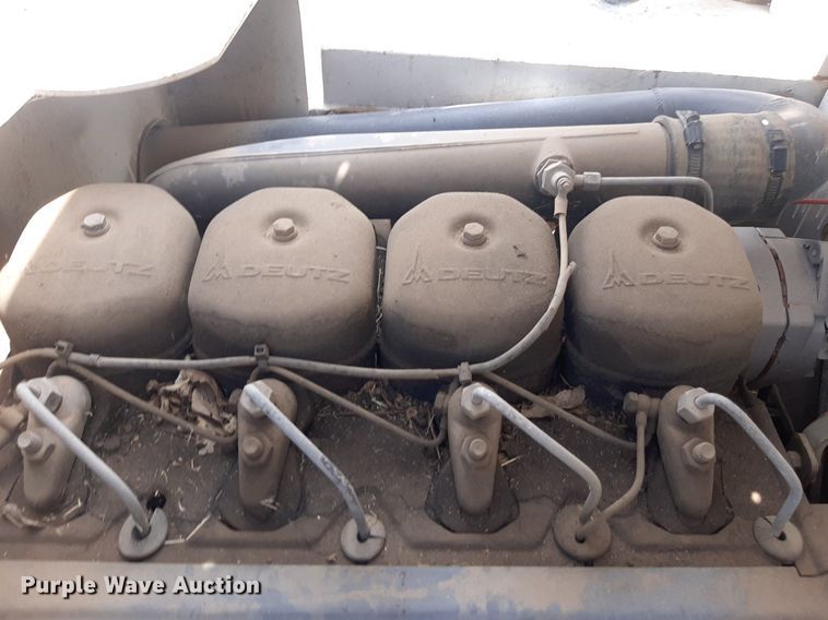 image for item DO3110 Wiggins WD84UV  forklift