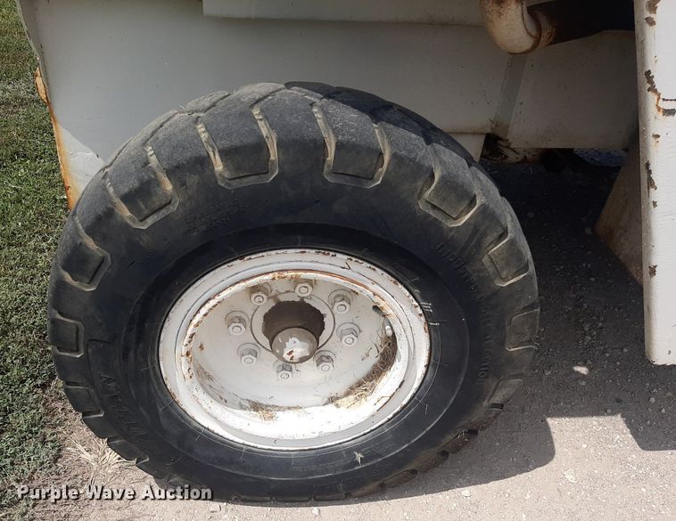 image for item DO3110 Wiggins WD84UV  forklift