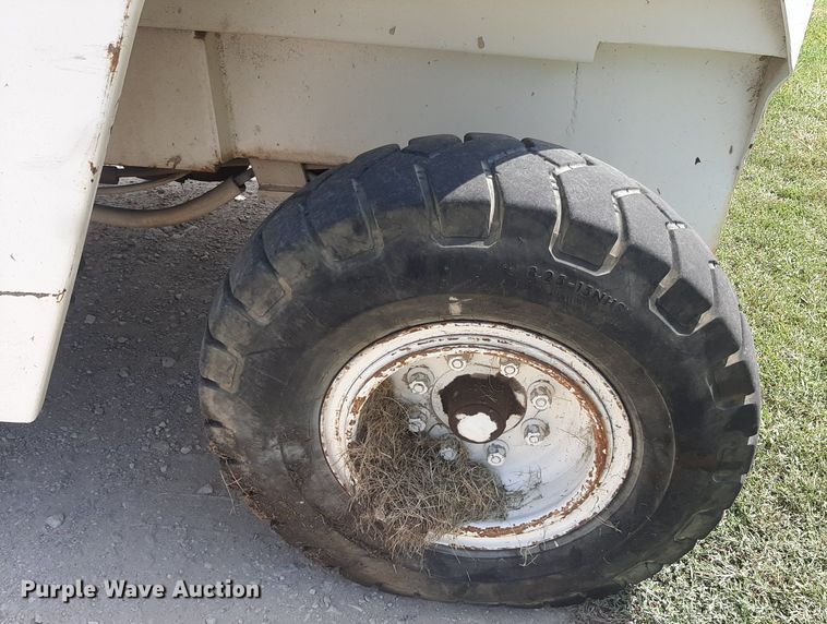 image for item DO3110 Wiggins WD84UV  forklift