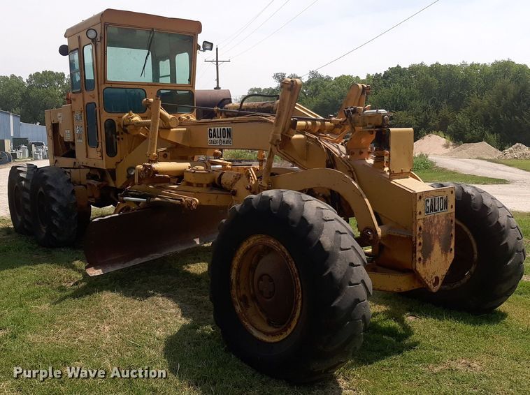 image for item DO3111 1970 Galion T500  rigid frame motor grader