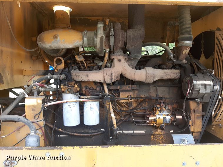 image for item DO3111 1970 Galion T500  rigid frame motor grader