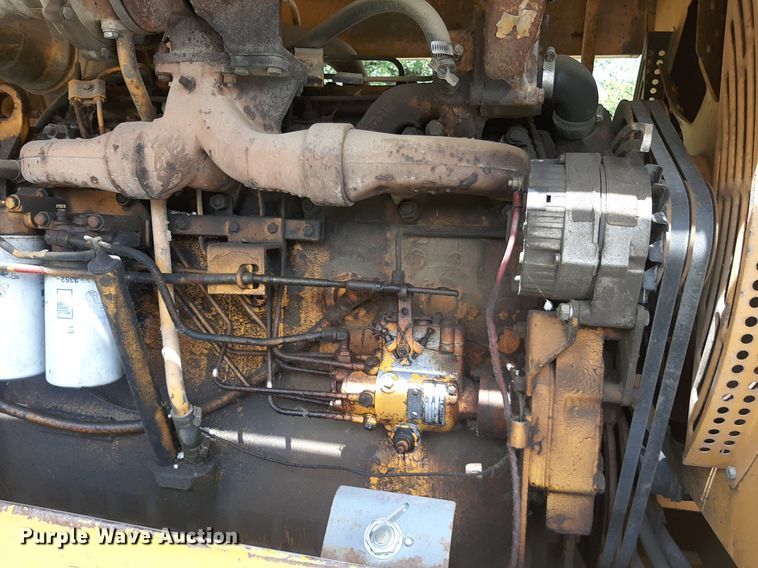image for item DO3111 1970 Galion T500  rigid frame motor grader
