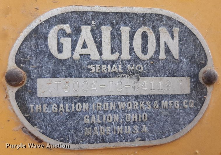 image for item DO3111 1970 Galion T500  rigid frame motor grader