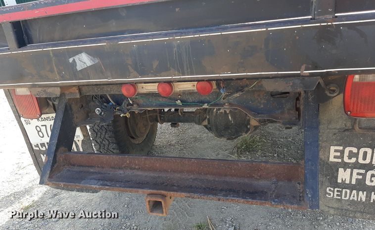 image for item DO3117 1988 Ford F350  flatbed pickup truck