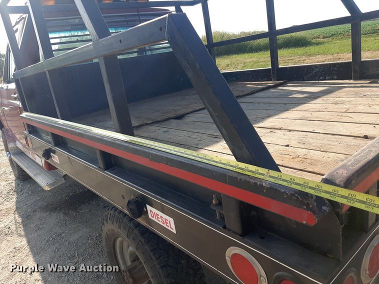 image for item DO3117 1988 Ford F350  flatbed pickup truck