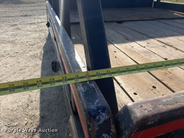 image for item DO3117 1988 Ford F350  flatbed pickup truck