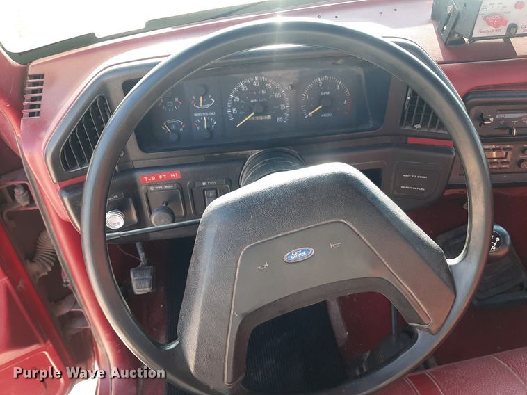 image for item DO3117 1988 Ford F350  flatbed pickup truck