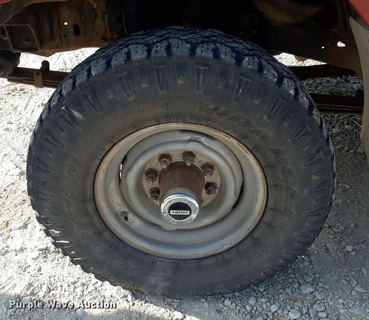 image for item DO3117 1988 Ford F350  flatbed pickup truck