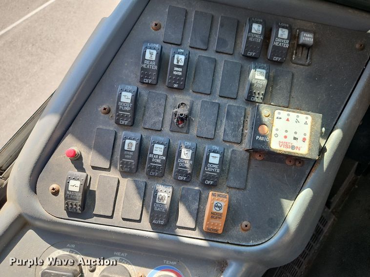 image for item DP2369 2010 IC PB105  school bus