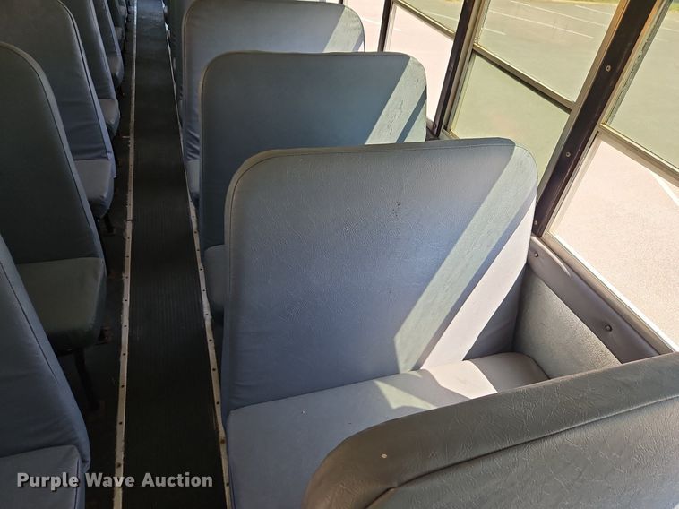 image for item DP2369 2010 IC PB105  school bus