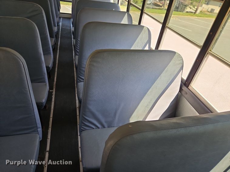 image for item DP2369 2010 IC PB105  school bus