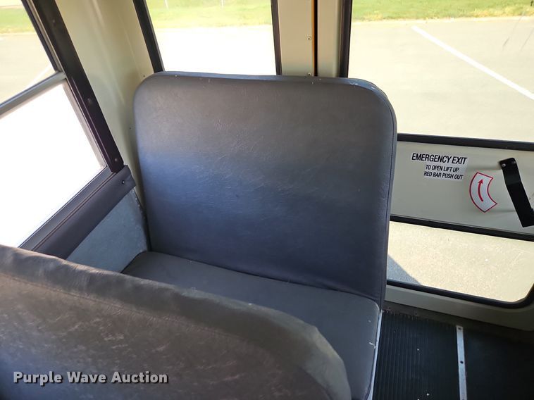 image for item DP2369 2010 IC PB105  school bus