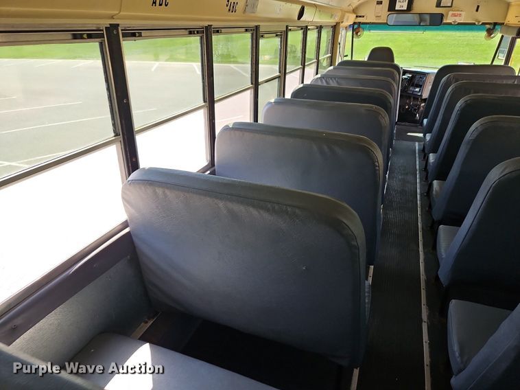 image for item DP2369 2010 IC PB105  school bus