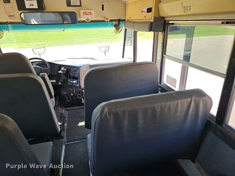 image for item DP2369 2010 IC PB105  school bus