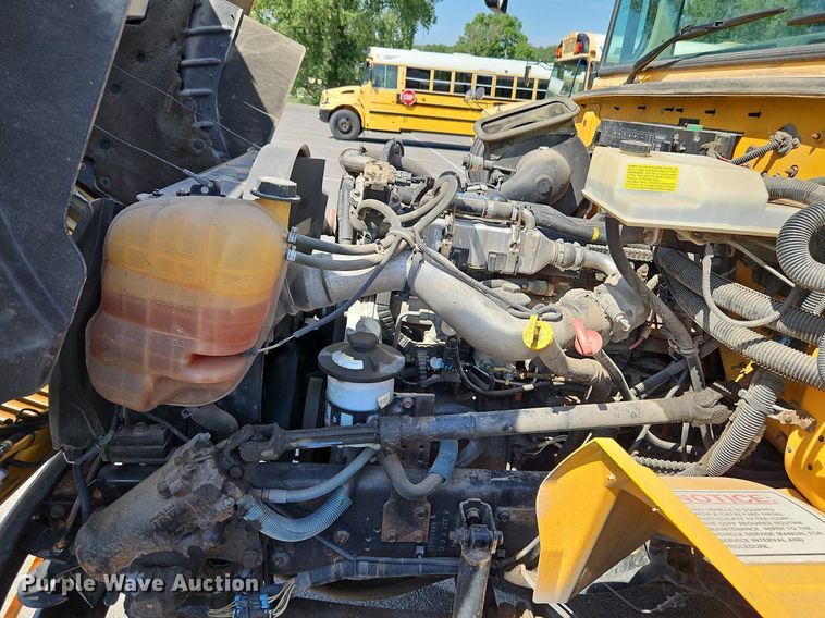 image for item DP2369 2010 IC PB105  school bus