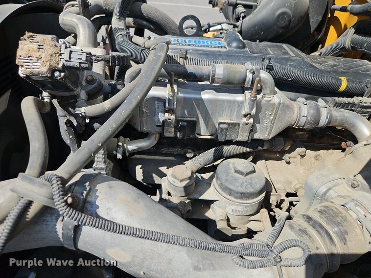 image for item DP2369 2010 IC PB105  school bus