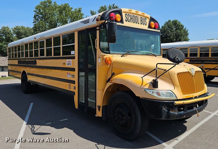 image for item DP2370 2008 IC PB105  school bus