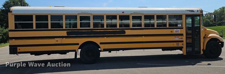 image for item DP2370 2008 IC PB105  school bus