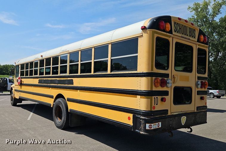 image for item DP2370 2008 IC PB105  school bus