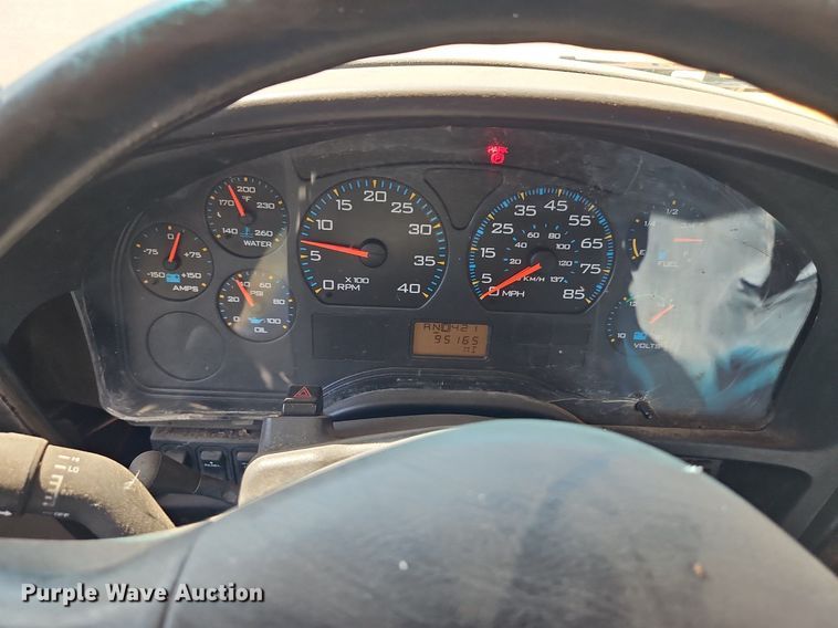 image for item DP2370 2008 IC PB105  school bus