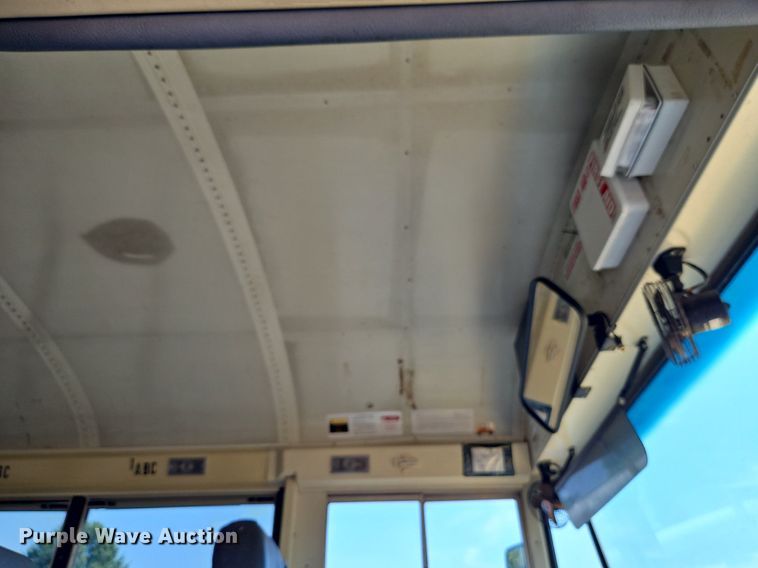 image for item DP2370 2008 IC PB105  school bus