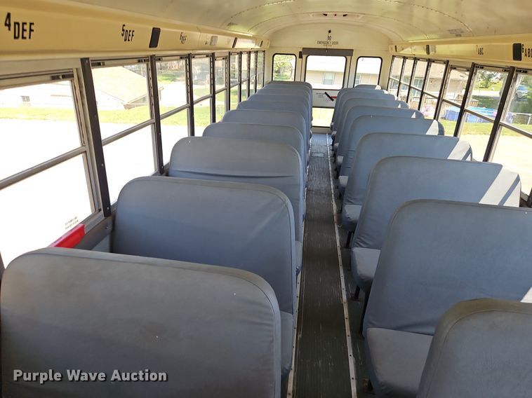 image for item DP2370 2008 IC PB105  school bus