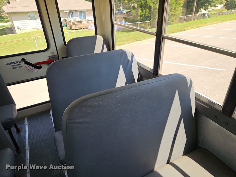 image for item DP2370 2008 IC PB105  school bus