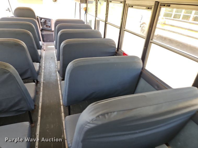 image for item DP2370 2008 IC PB105  school bus