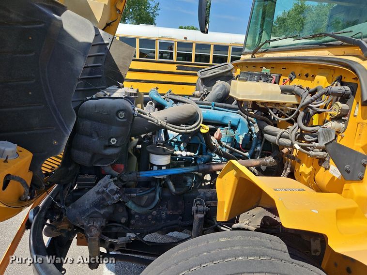 image for item DP2370 2008 IC PB105  school bus