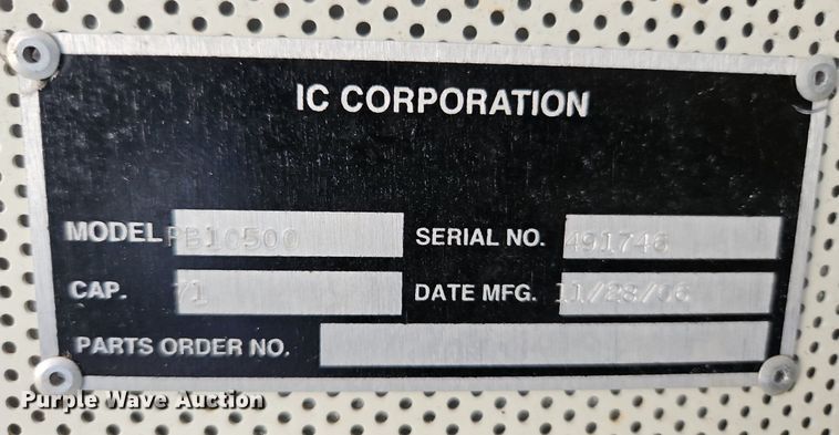 image for item DP2370 2008 IC PB105  school bus
