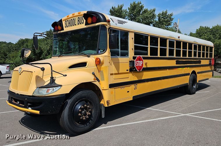 image for item DP2371 2010 IC PB105  school bus