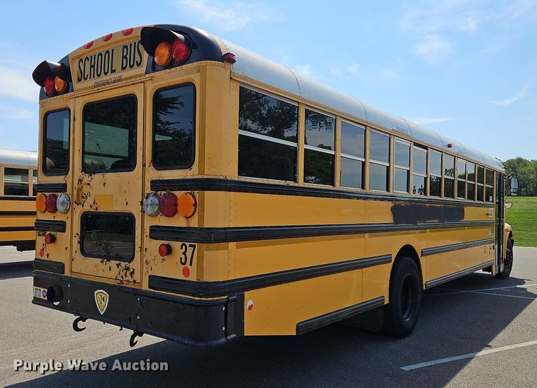 image for item DP2371 2010 IC PB105  school bus