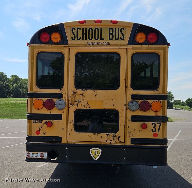 image for item DP2371 2010 IC PB105  school bus