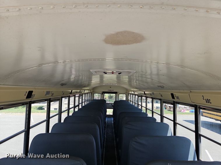 image for item DP2371 2010 IC PB105  school bus