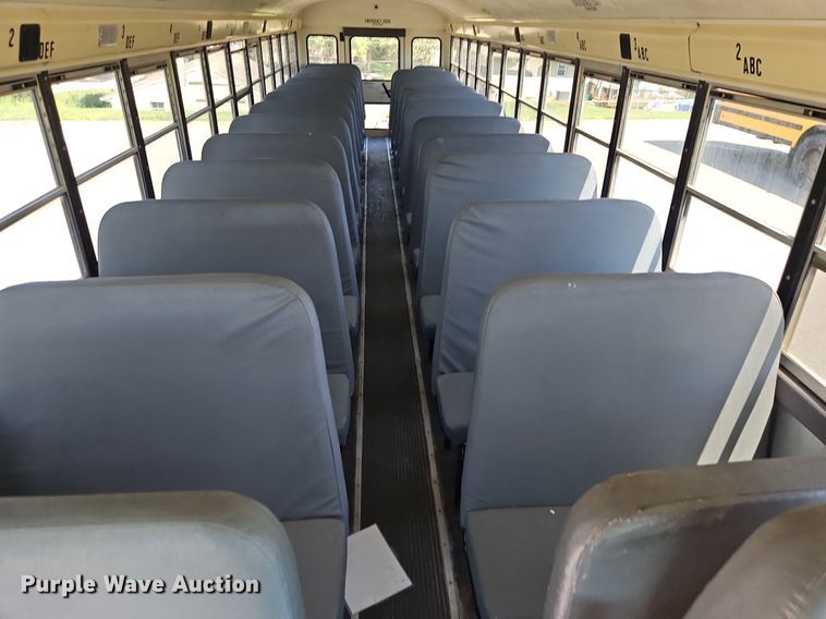image for item DP2371 2010 IC PB105  school bus