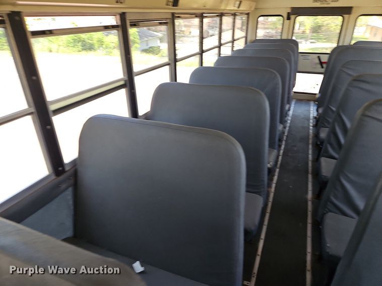 image for item DP2371 2010 IC PB105  school bus