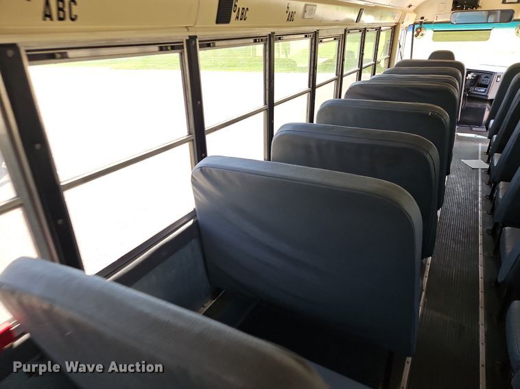 image for item DP2371 2010 IC PB105  school bus