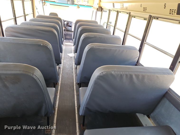 image for item DP2371 2010 IC PB105  school bus