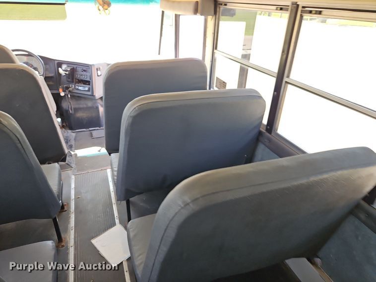 image for item DP2371 2010 IC PB105  school bus