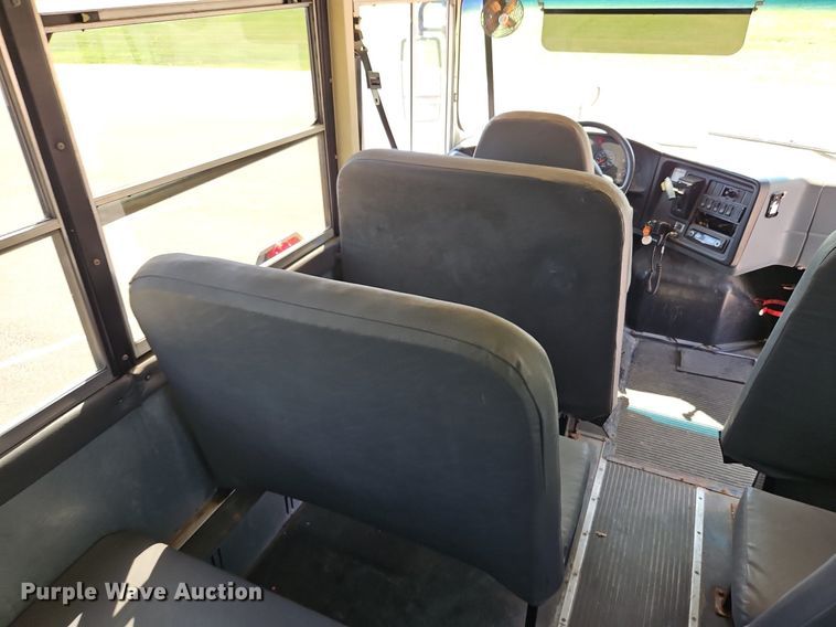 image for item DP2371 2010 IC PB105  school bus