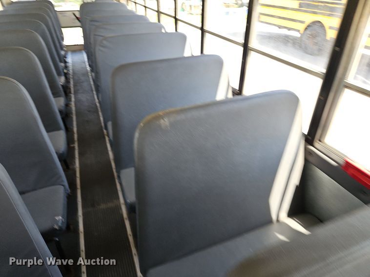 image for item DP2371 2010 IC PB105  school bus