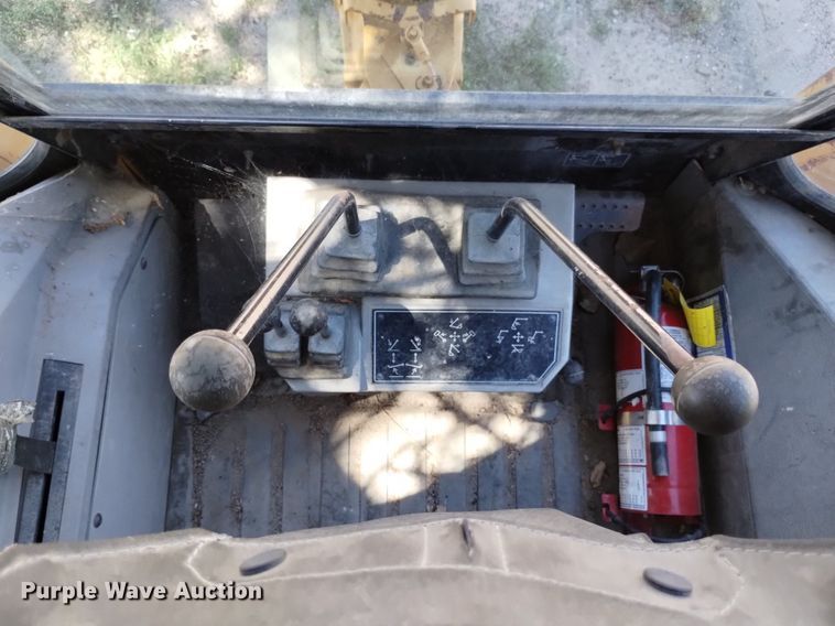 image for item DP3386 1993 Caterpillar 416B backhoe