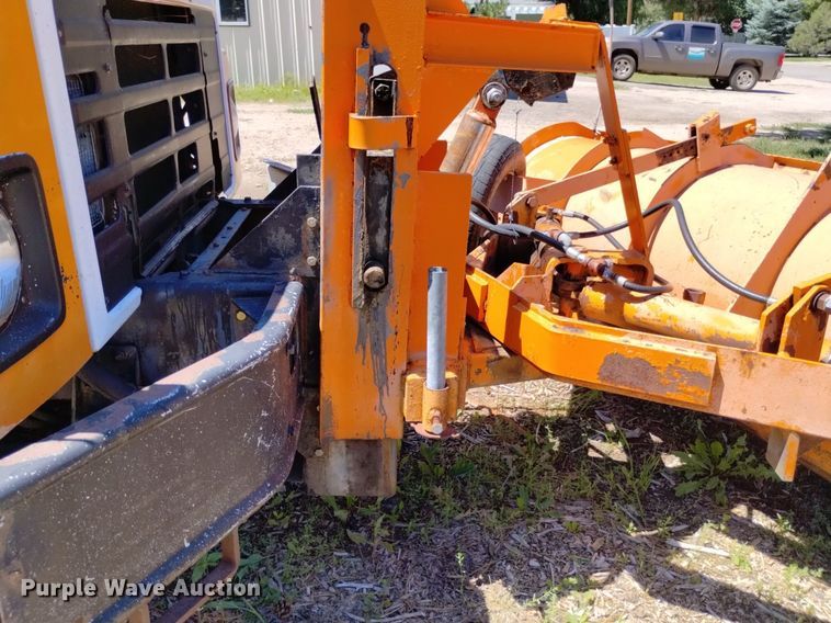 image for item DP3387 1989 International  1954 dump truck