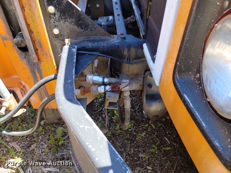 image for item DP3387 1989 International  1954 dump truck