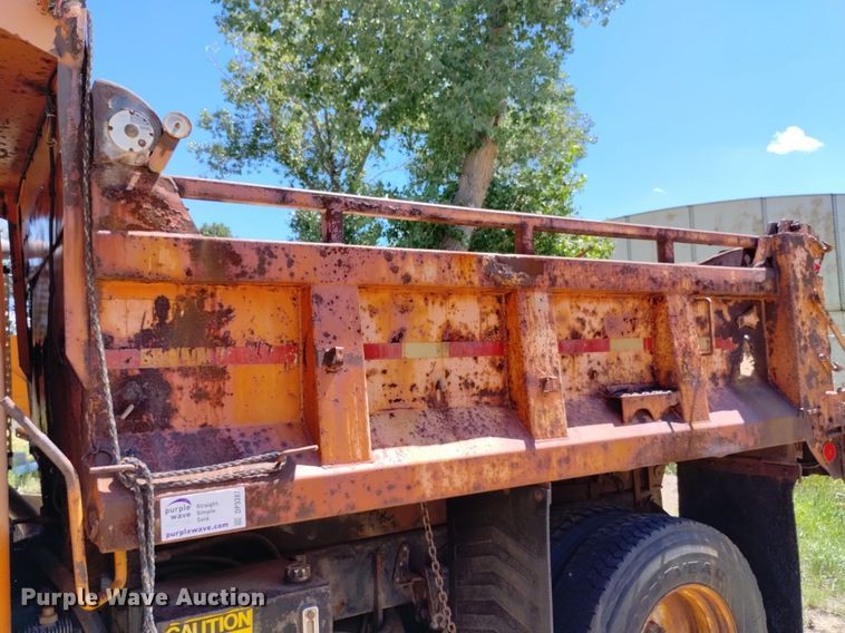 image for item DP3387 1989 International  1954 dump truck