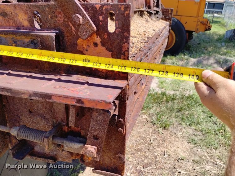 image for item DP3387 1989 International  1954 dump truck